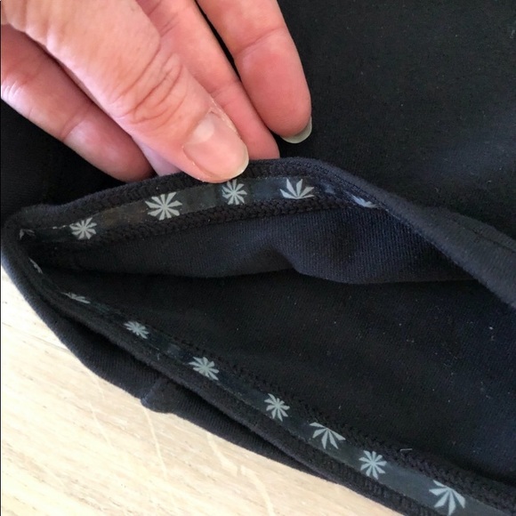 Athleta Relay Skort size Large - Picture 5 of 8